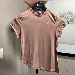 Gymshark XS Dusty Rose Cropped Athletic Tee Side Slit